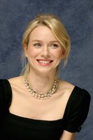 Naomi Watts Longsleeve T-shirt #2239407