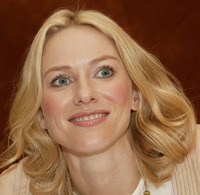 Naomi Watts Longsleeve T-shirt #2239423