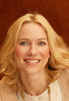 Naomi Watts Sweatshirt #2239433