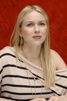 Naomi Watts mug #G593654