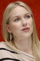 Naomi Watts Longsleeve T-shirt #2257297