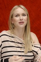 Naomi Watts mug #G593676
