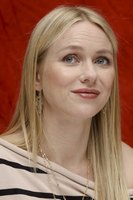 Naomi Watts Longsleeve T-shirt #2257328