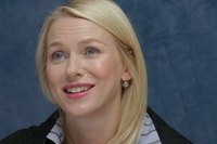 Naomi Watts mug #G593723