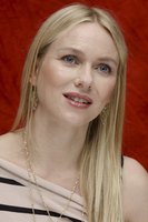 Naomi Watts mug #G593737