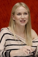 Naomi Watts mug #G593740