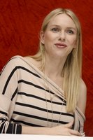 Naomi Watts mug #G593743