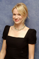 Naomi Watts mug #G607691
