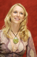 Naomi Watts Longsleeve T-shirt #2338935