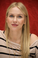 Naomi Watts mug #G664142