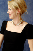 Naomi Watts Longsleeve T-shirt #2338957