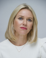 Naomi Watts Longsleeve T-shirt #2366803