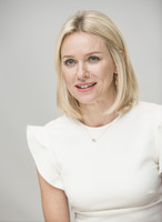 Naomi Watts mug #G737291