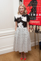 Naomi Watts Sweatshirt #2453660