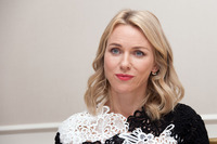 Naomi Watts mug #G755718