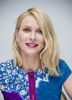 Naomi Watts Longsleeve T-shirt #2477385