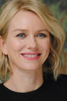 Naomi Watts mug #G1063990