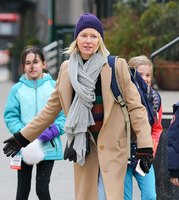 Naomi Watts mug #G1203465