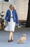 Naomi Watts hoodie #3083287