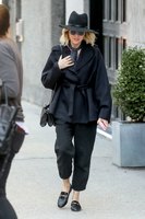 Naomi Watts Sweatshirt #3187923