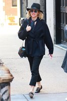 Naomi Watts Sweatshirt #3187965