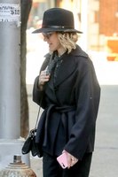 Naomi Watts Sweatshirt #3187969