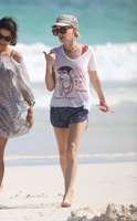 Naomi Watts t-shirt #3211131