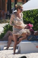 Naomi Watts longsleeve t-shirt #3211171