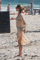 Naomi Watts hoodie #3211181