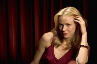 Naomi Watts Sweatshirt #3253340