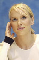 Naomi Watts Sweatshirt #3253362