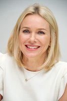 Naomi Watts hoodie #3291907