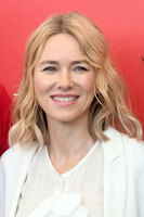 Naomi Watts hoodie #3757836