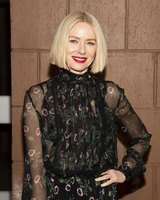 Naomi Watts Sweatshirt #3829506