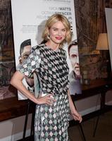 Naomi Watts Sweatshirt #3858292