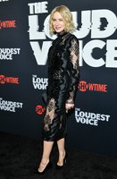 Naomi Watts Sweatshirt #3858370