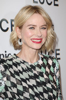 Naomi Watts Sweatshirt #3858439