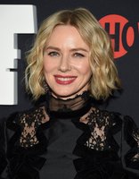 Naomi Watts mug #G2475763