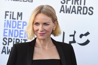 Naomi Watts Longsleeve T-shirt #3926209