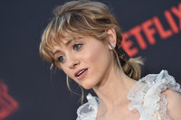 Natalia Dyer mug #G1107593