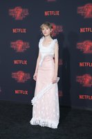 Natalia Dyer Sweatshirt #2865535