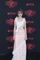 Natalia Dyer mug #G1107722