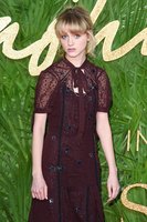 Natalia Dyer mug #G1188944