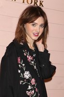 Natalia Dyer t-shirt #3073127