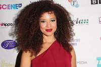 Natalie Gumede Longsleeve T-shirt #3043427