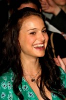 Natalie Portman longsleeve t-shirt #1293454