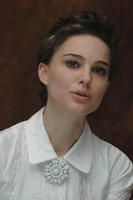 Natalie Portman longsleeve t-shirt #2239494