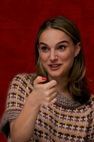 Natalie Portman Sweatshirt #2257455