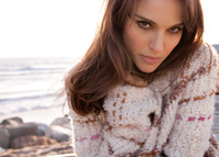 Natalie Portman longsleeve t-shirt #2627618