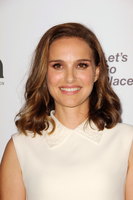 Natalie Portman Sweatshirt #2797061